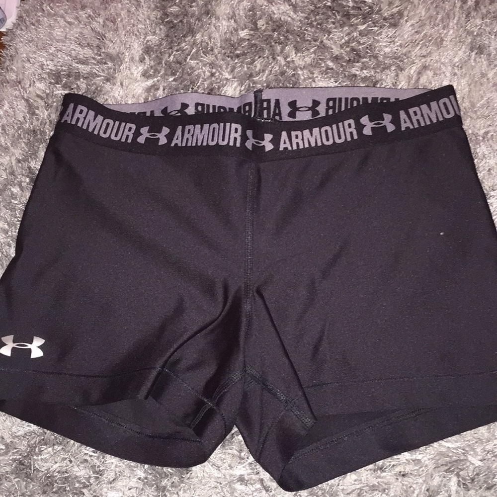 Under armour spandex shorts